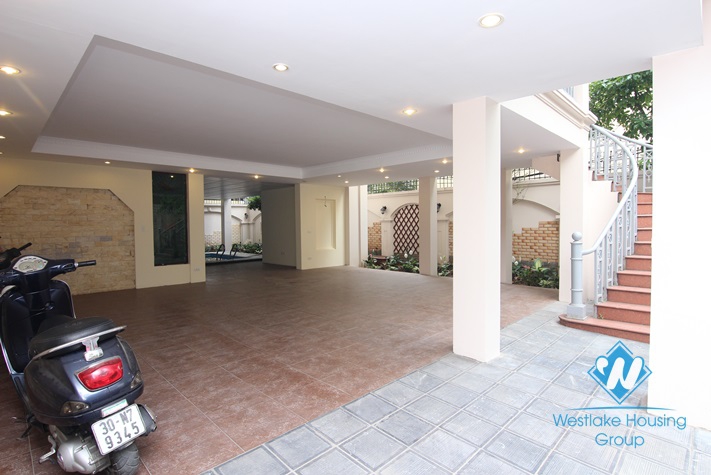 Spacious swimming pool house for rent in Tay Ho